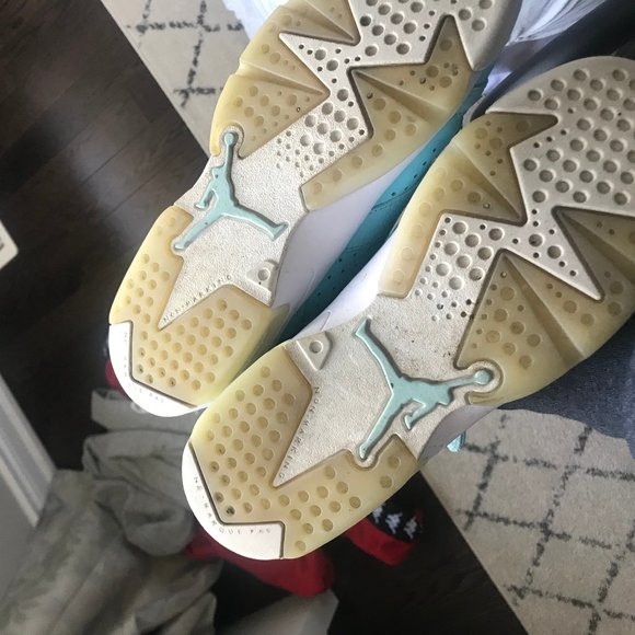 Jordan 6 - Picture 4 of 6